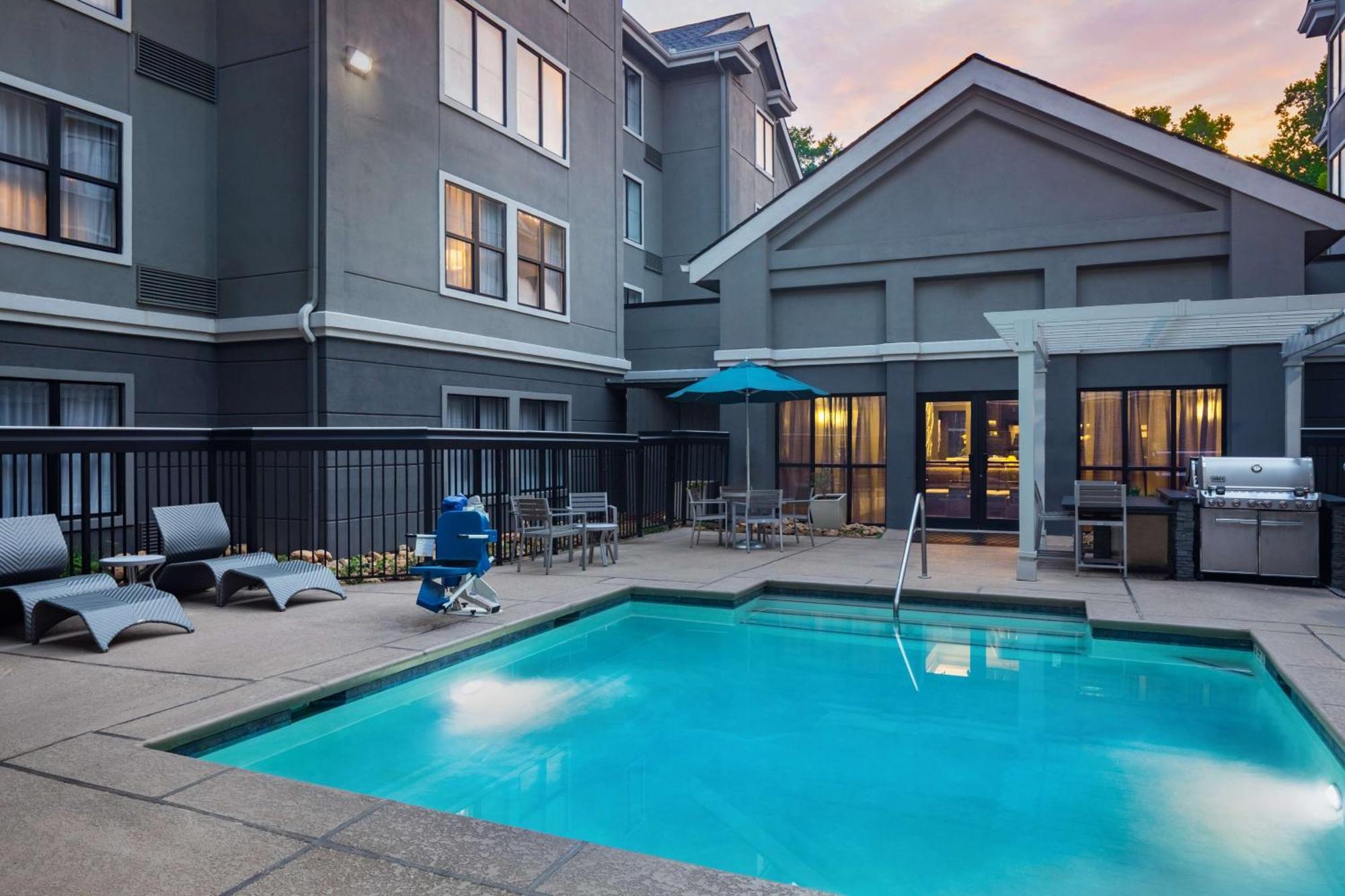 Homewood Suites By Hilton Atlanta Lenox Buckhead Esterno foto